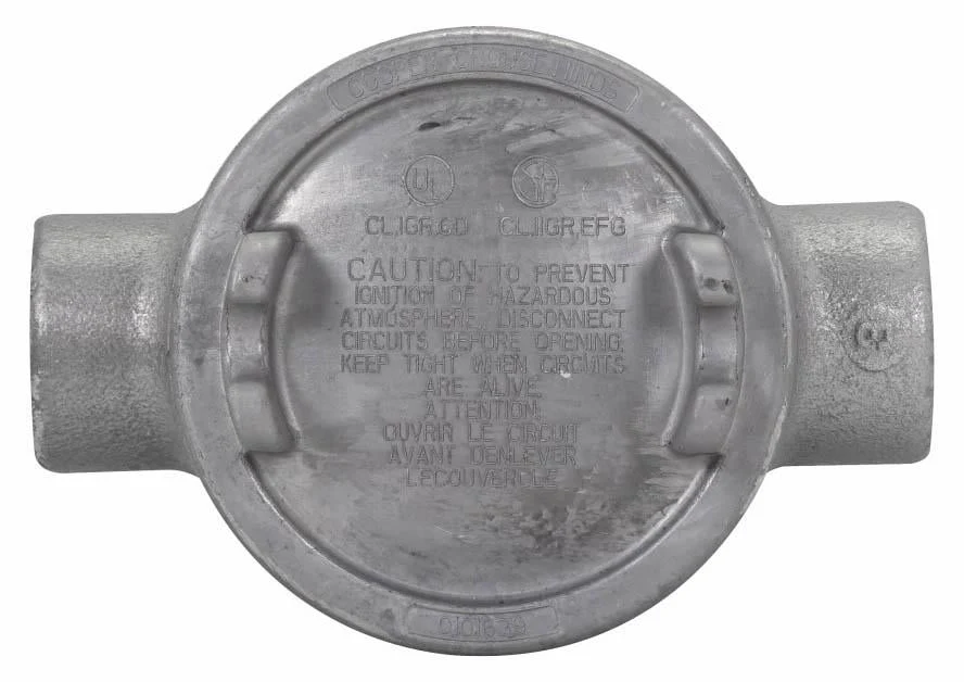 GUAC69 - Crouse Hinds Conduit Outlet Box with Cover - Image 4