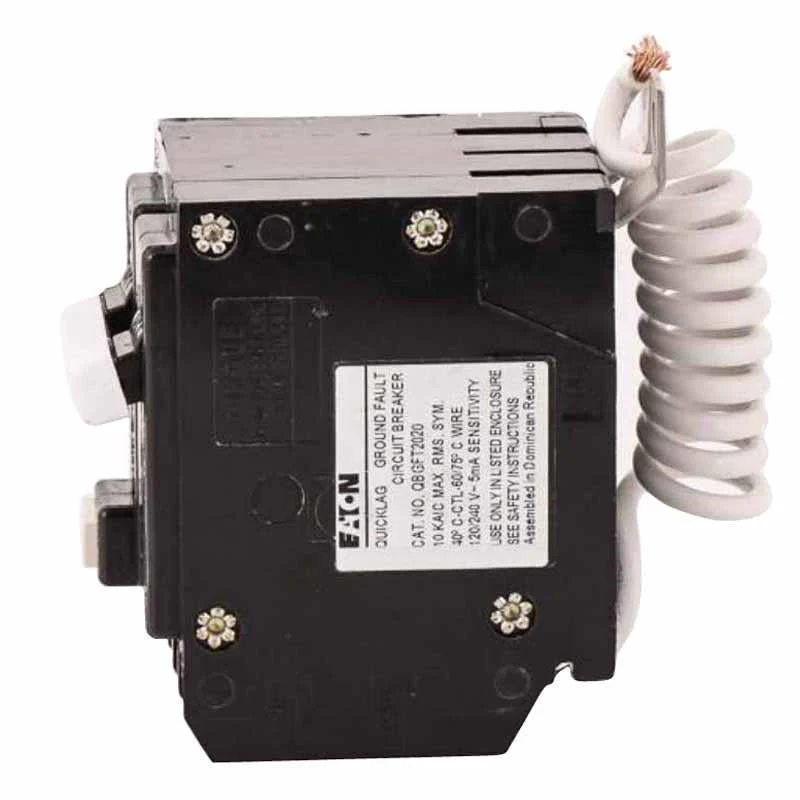QBGF2015 - Eaton - 15 Amp Molded Case Circuit Breaker - Image 3