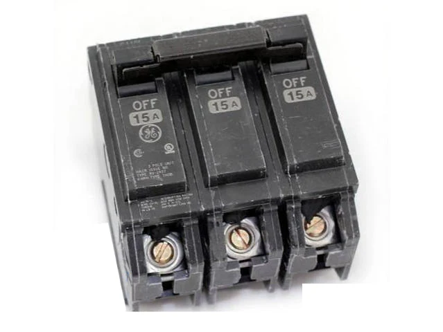 THQL31WY30 - GE 30 Amp Molded Case Circuit Breaker