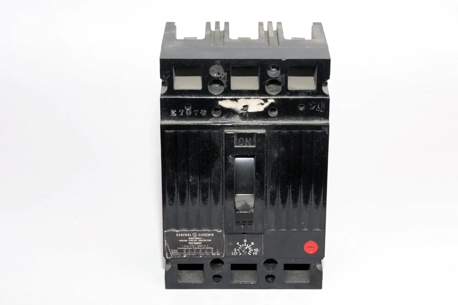 TEC36007 - General Electrics - Molded Case Circuit Breakers