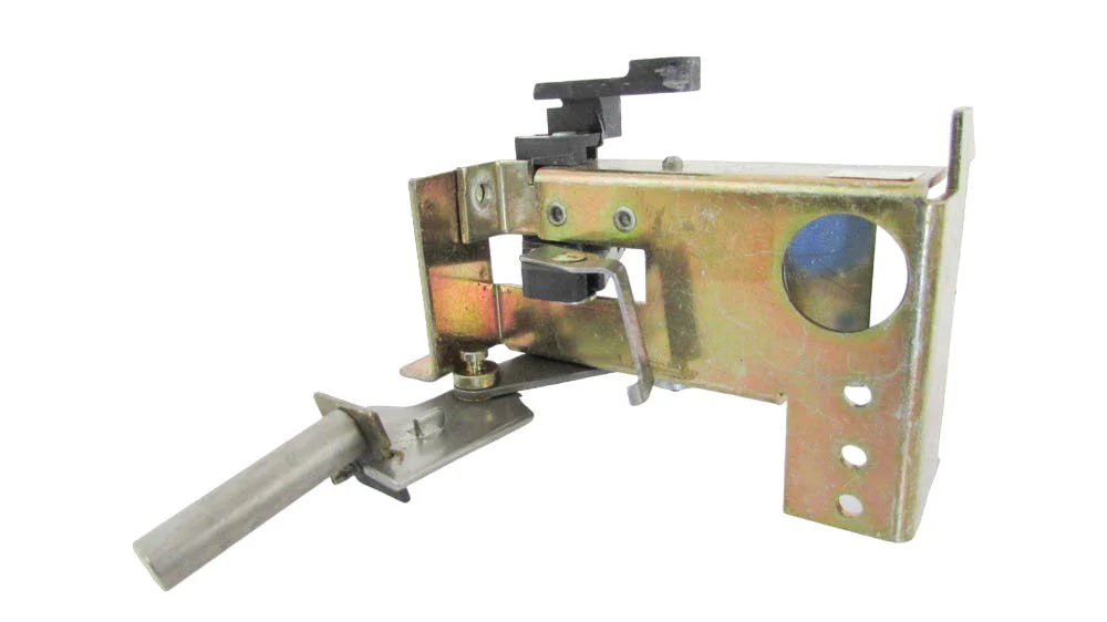 TJUV8R - General Electrics - Under Voltage Release - Image 2