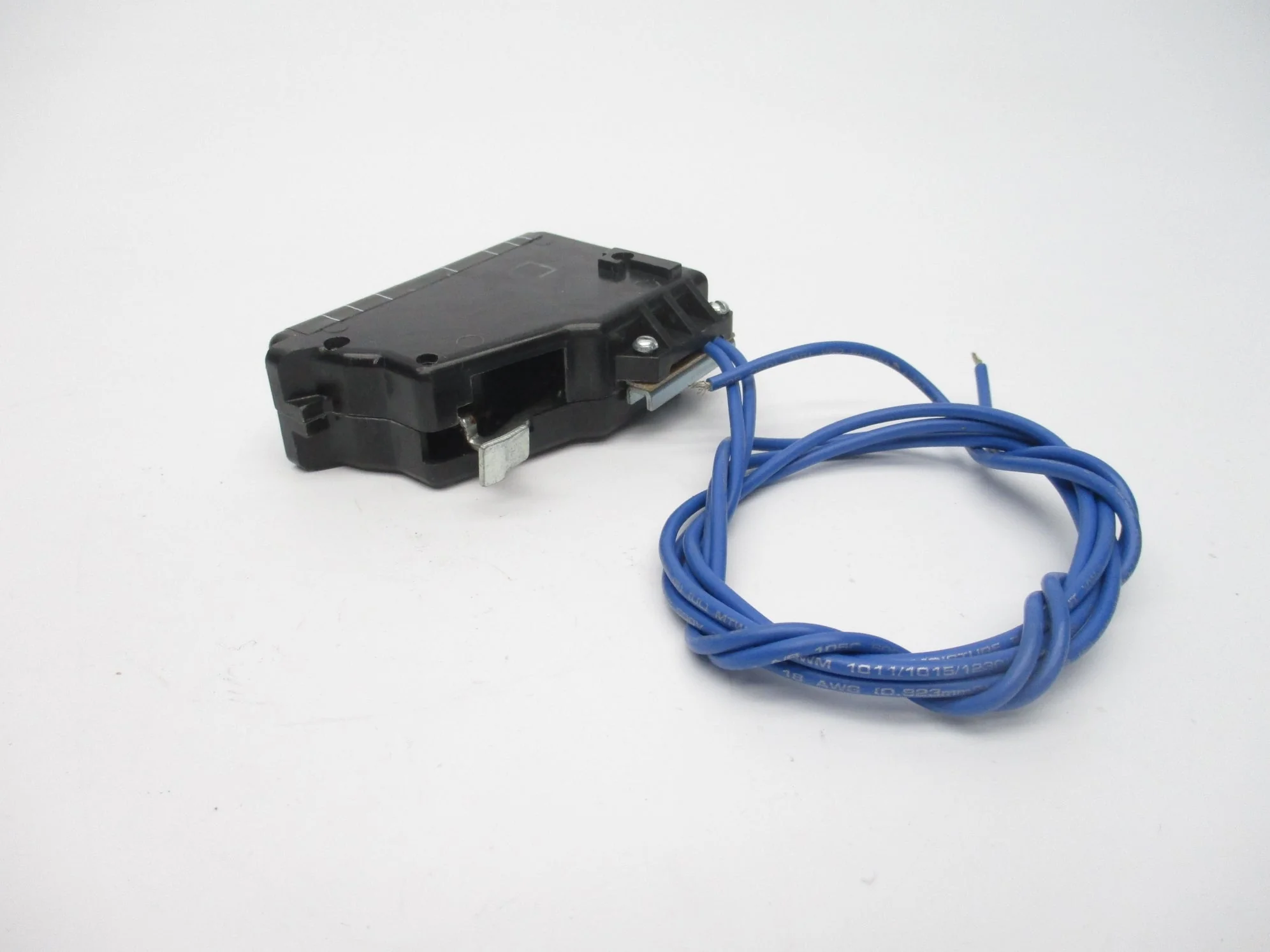 U03FD60 - Siemens - Under Voltage Release - Image 3